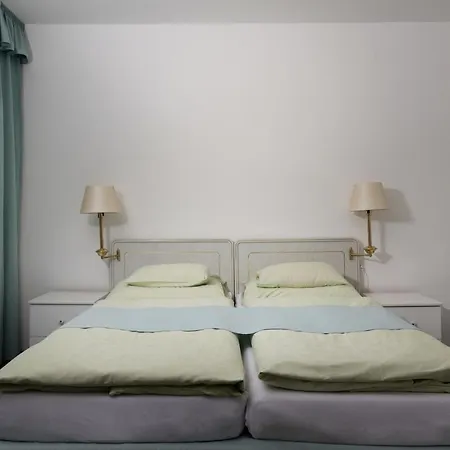 Ferdinand 3* Mariańskie Łaźnie